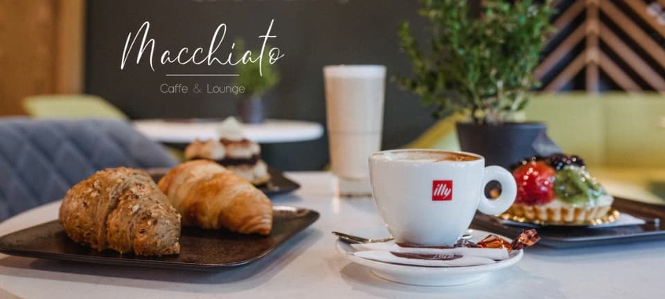 Macchiato Caffe & Lounge
